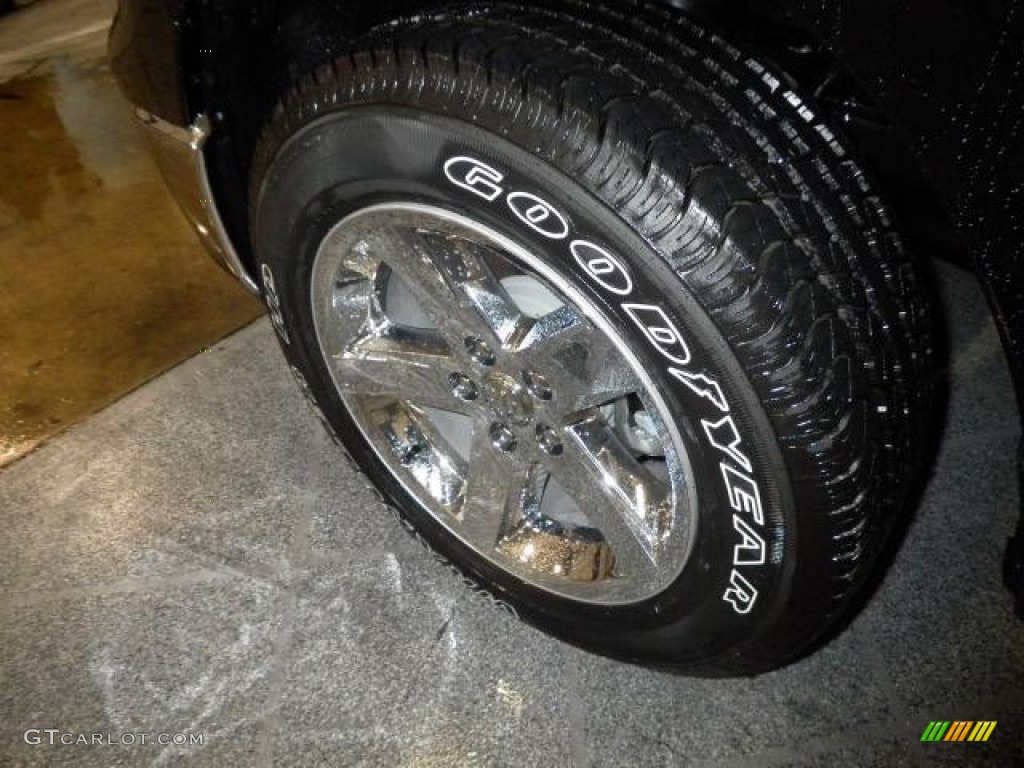 2012 Ram 1500 Big Horn Quad Cab 4x4 - Black / Dark Slate Gray/Medium Graystone photo #17