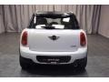 Light White - Cooper Countryman Photo No. 15