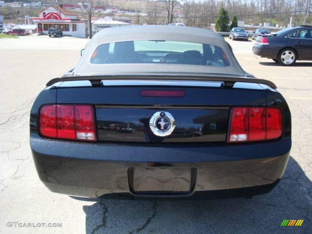 2006 Mustang V6 Premium Convertible - Black / Dark Charcoal photo #3