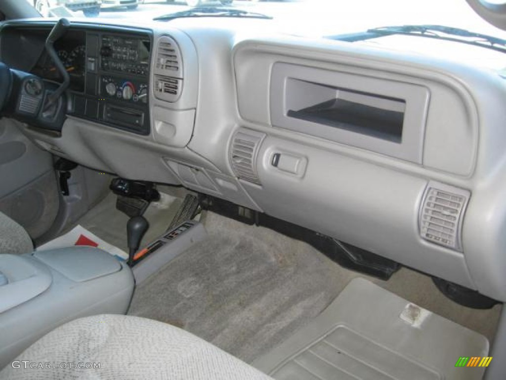 2000 Chevrolet Silverado 3500 LS Crew Cab 4x4 Dually Gray Dashboard Photo #72298639