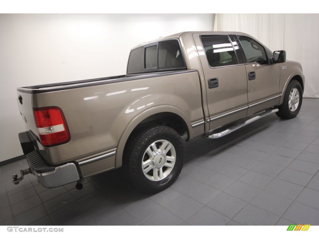 2004 F150 Lariat SuperCrew - Arizona Beige Metallic / Tan photo #11
