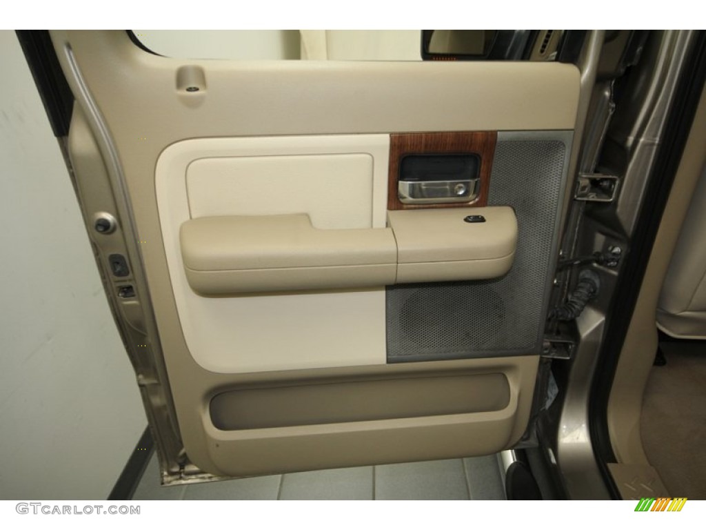 2004 F150 Lariat SuperCrew - Arizona Beige Metallic / Tan photo #32