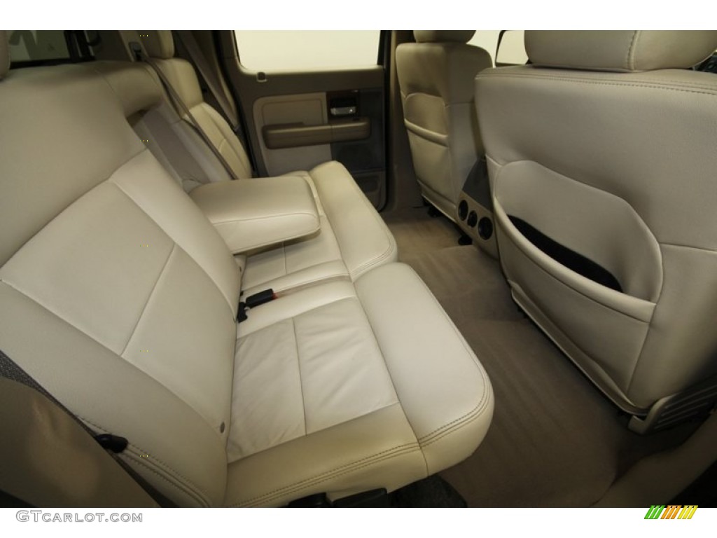 2004 F150 Lariat SuperCrew - Arizona Beige Metallic / Tan photo #37