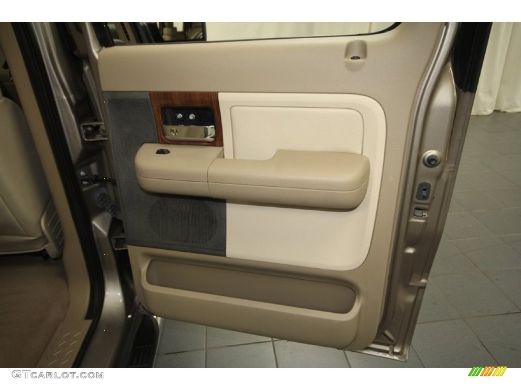 2004 F150 Lariat SuperCrew - Arizona Beige Metallic / Tan photo #38