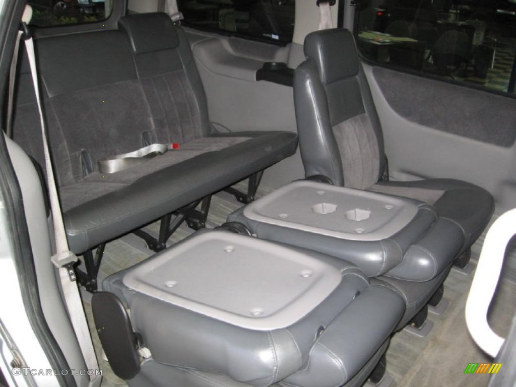 2003 Venture  - Galaxy Silver Metallic / Dark Gray photo #23