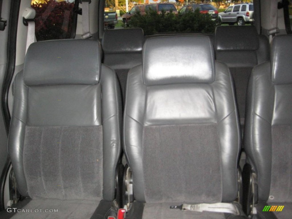 2003 Venture  - Galaxy Silver Metallic / Dark Gray photo #28