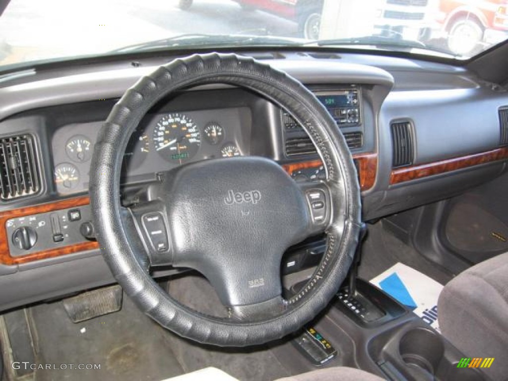 1997 Grand Cherokee Laredo 4x4 - Forest Green Pearl / Agate Black photo #3