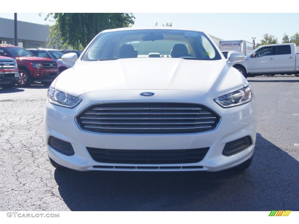 2013 Fusion SE - White Platinum Metallic Tri-coat / Dune photo #7