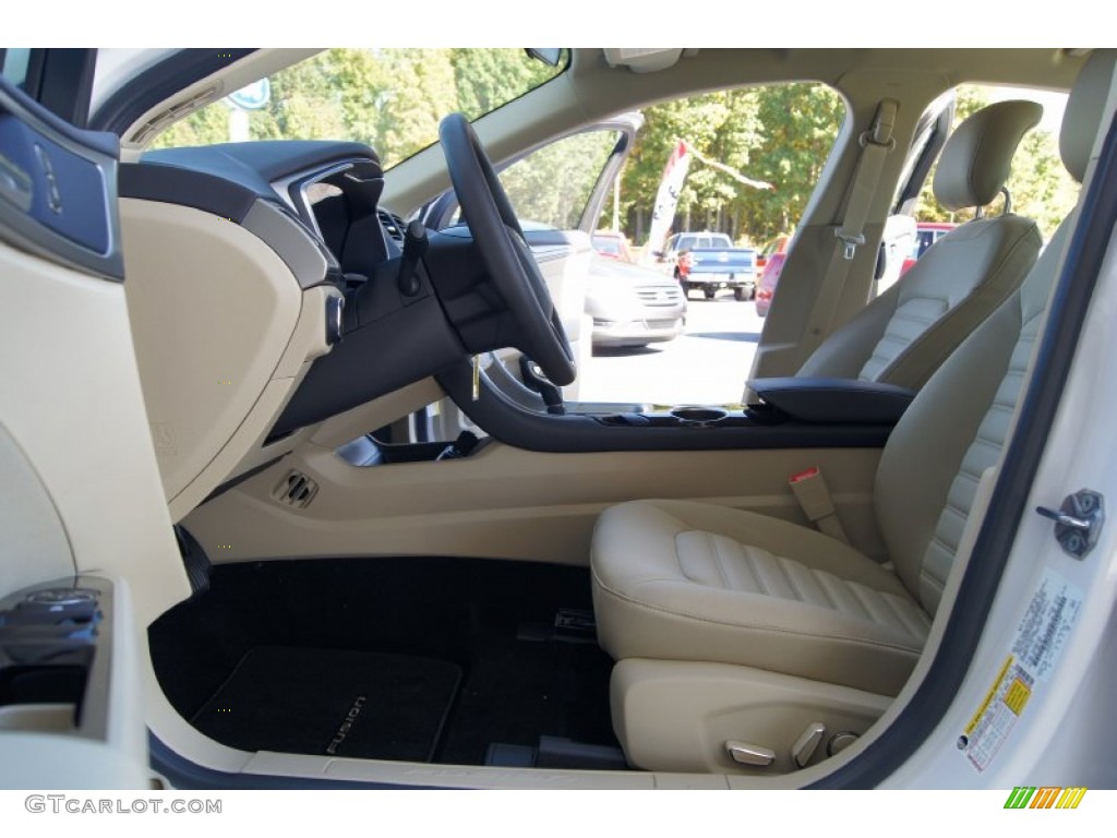 2013 Ford Fusion SE Front Seat Photo #72304681