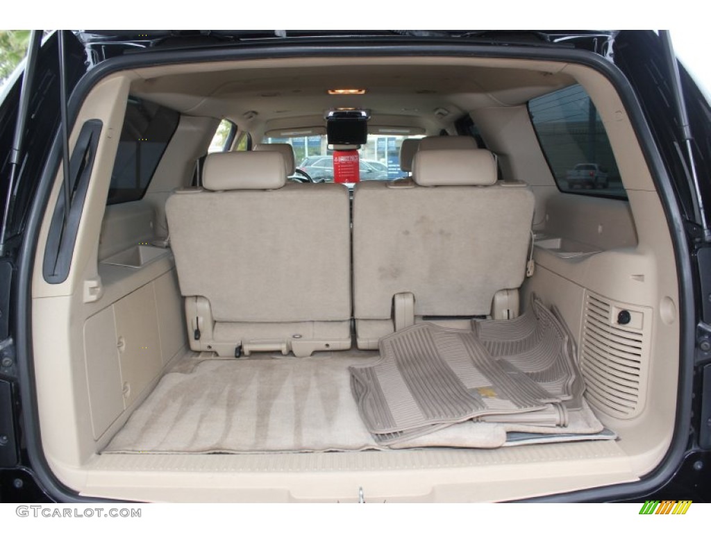 2007 Suburban 1500 LT - Black / Light Cashmere/Ebony photo #15