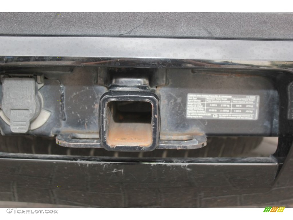 2007 Suburban 1500 LT - Black / Light Cashmere/Ebony photo #26