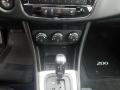 Tungsten Metallic - 200 Limited Sedan Photo No. 11