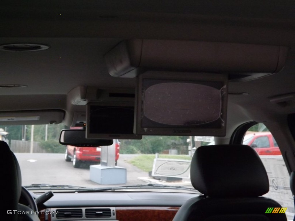 2013 Suburban LT - Champagne Silver Metallic / Ebony photo #12