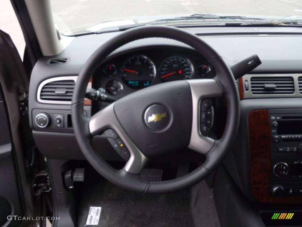 2013 Chevrolet Tahoe LT Ebony Steering Wheel Photo #72310609
