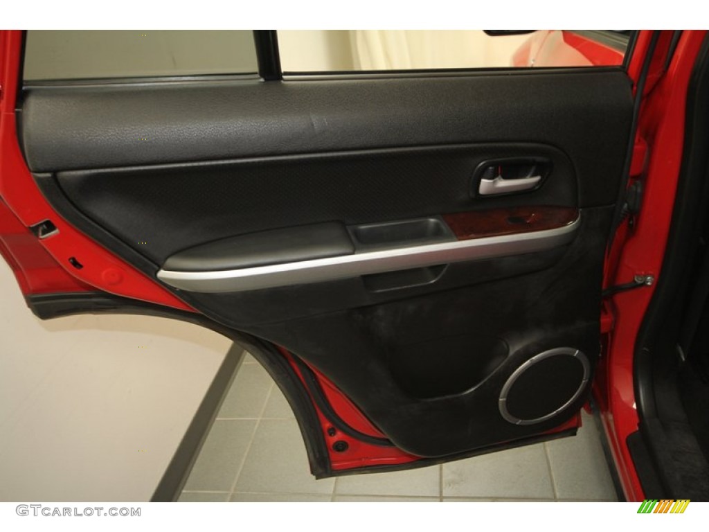 2006 Grand Vitara Luxury - Racy Red / Black photo #26