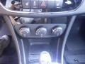 Black - 200 S Sedan Photo No. 14