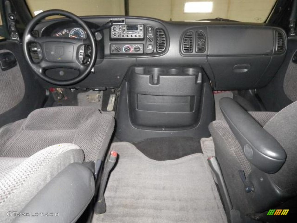 2001 Dodge Ram Van 3500 Passenger Dark Slate Gray Dashboard Photo