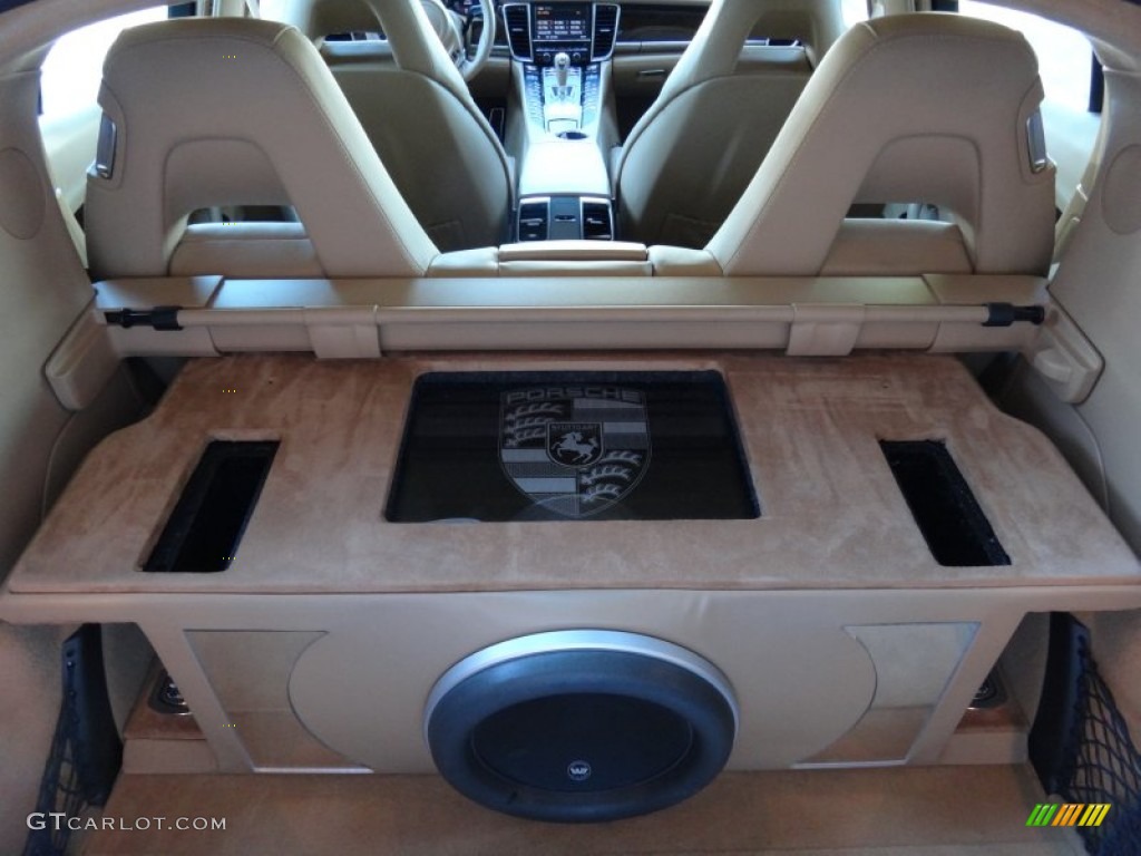 2010 Porsche Panamera Turbo Trunk Photo #72316683