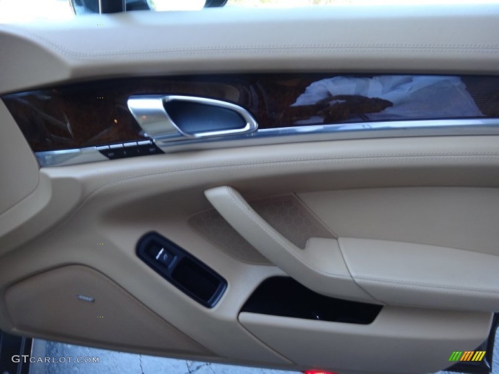 2010 Porsche Panamera Turbo Luxor Beige Door Panel Photo #72316762