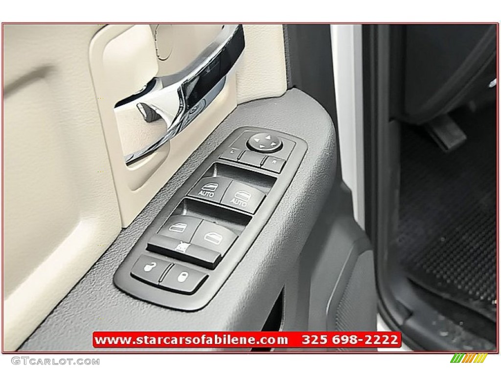 2012 Ram 1500 Lone Star Crew Cab - Bright Silver Metallic / Dark Slate Gray/Medium Graystone photo #14