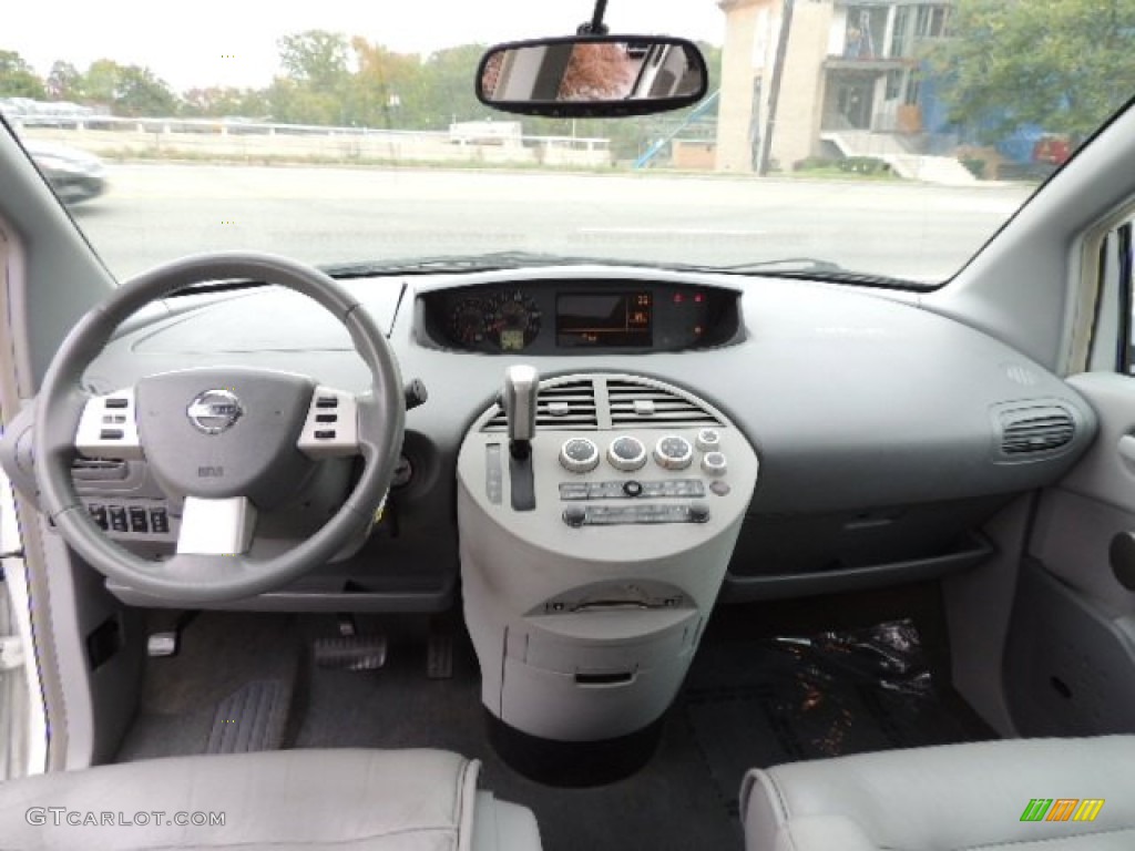 2005 Nissan Quest 3.5 SL Dashboard Photos