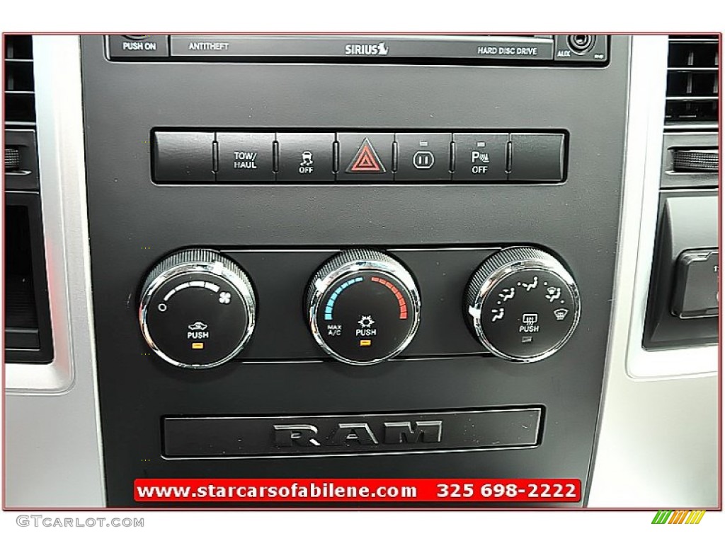 2012 Ram 1500 Lone Star Crew Cab - Black / Light Pebble Beige/Bark Brown photo #31