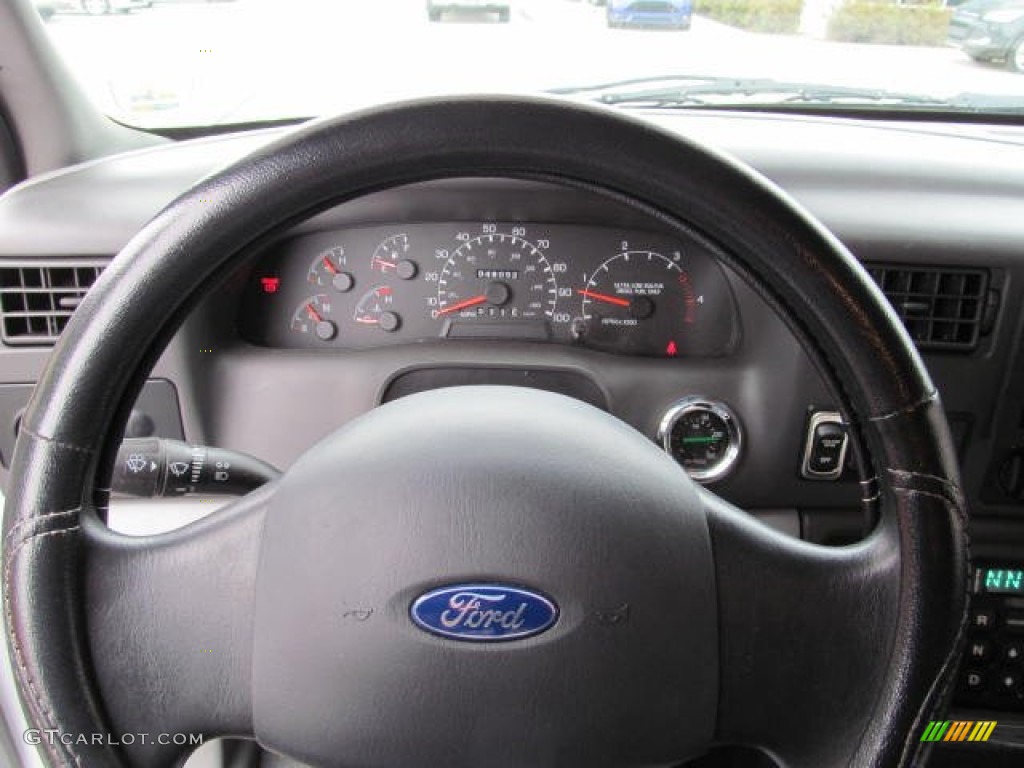 2008 Ford F650 Super Duty XLT Crew Cab Custom Passenger Medium Flint Steering Wheel Photo #72322300
