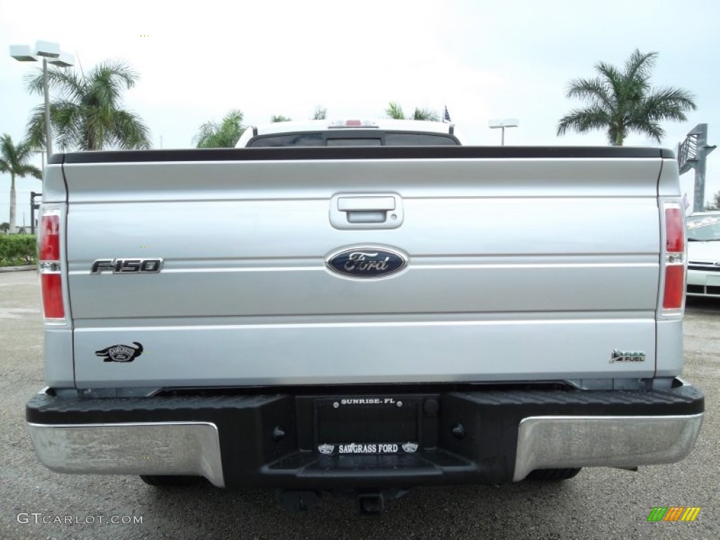 2010 F150 Lariat SuperCab - Ingot Silver Metallic / Black photo #7