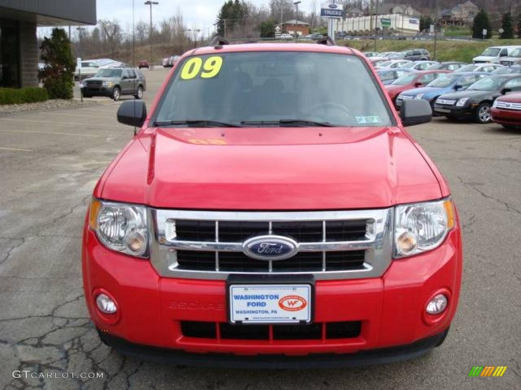2009 Escape XLT V6 4WD - Torch Red / Charcoal photo #7