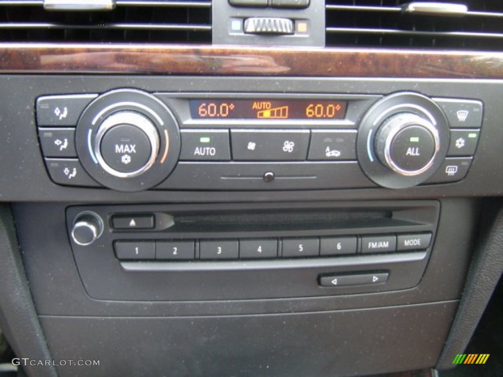 2010 BMW 3 Series 328i Coupe Controls Photo #72328973