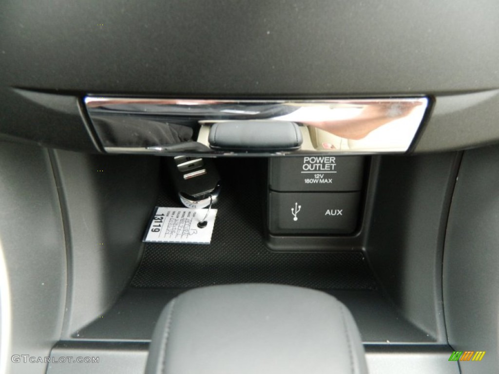2013 Accord EX-L Sedan - White Orchid Pearl / Ivory photo #21