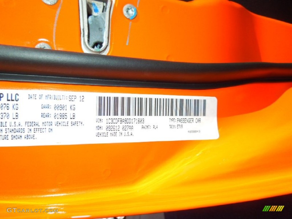 2013 Dart SXT - Header Orange / Black photo #7