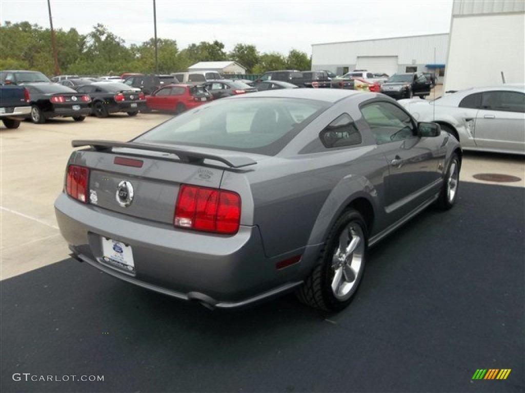 2006 Mustang GT Premium Coupe - Tungsten Grey Metallic / Dark Charcoal photo #8