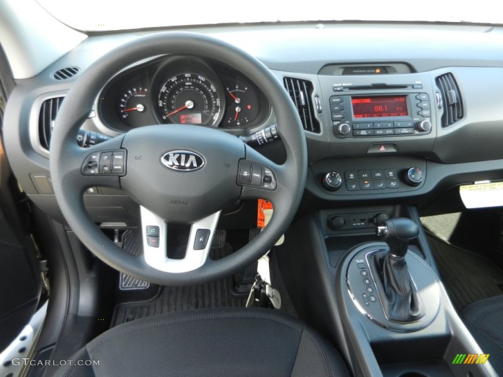 2013 Sportage LX AWD - Mineral Silver / Black photo #6