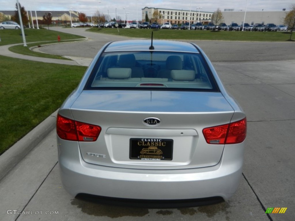 2013 Forte LX - Bright Silver / Stone photo #5