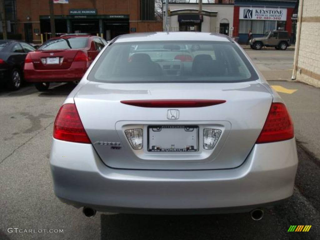 2006 Accord LX V6 Sedan - Alabaster Silver Metallic / Black photo #4