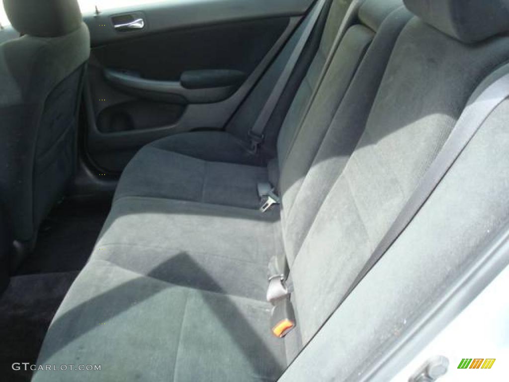 2006 Accord LX V6 Sedan - Alabaster Silver Metallic / Black photo #11