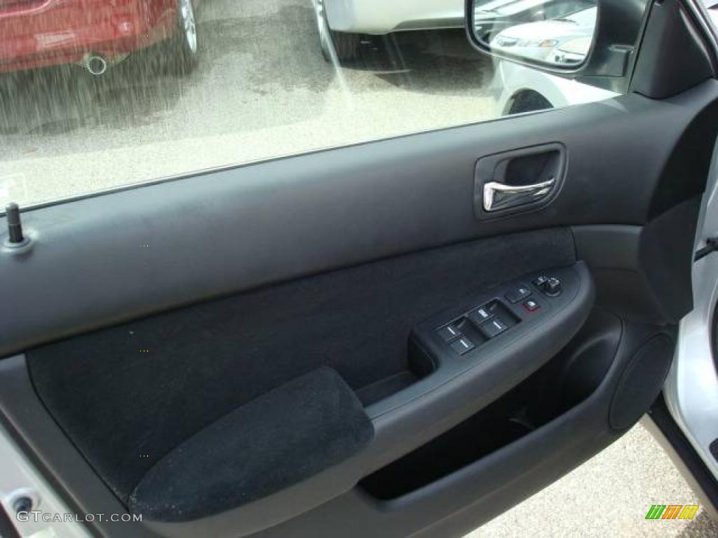 2006 Accord LX V6 Sedan - Alabaster Silver Metallic / Black photo #14