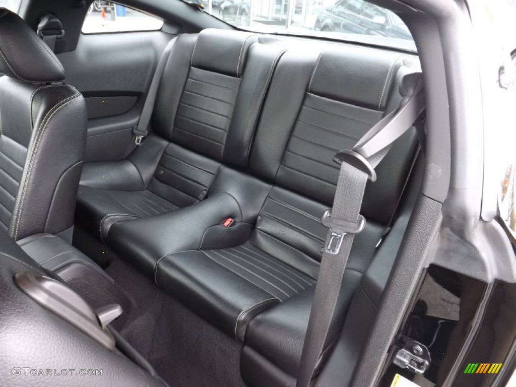 Charcoal Black Interior 2010 Ford Mustang GT Premium Coupe Photo #72337214