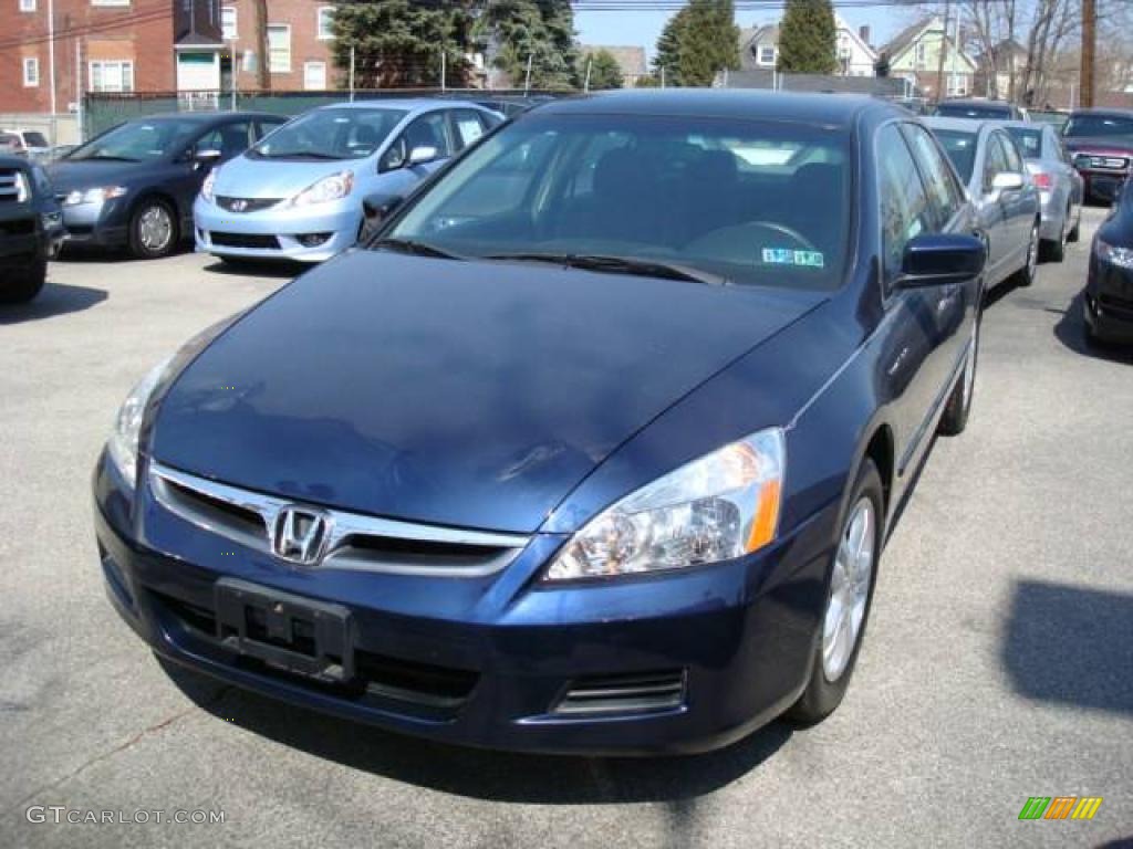 2006 Accord SE Sedan - Royal Blue Pearl / Gray photo #6