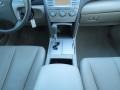 Super White - Camry LE Photo No. 17