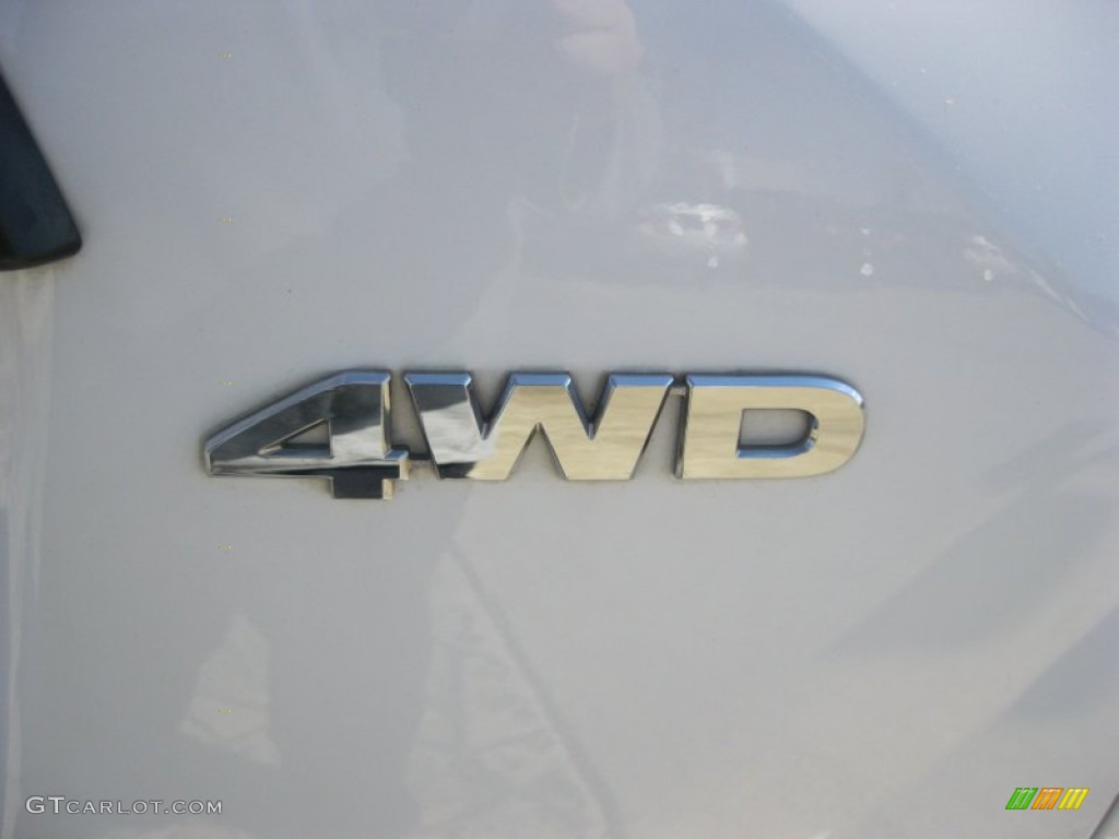 2010 CR-V LX AWD - Taffeta White / Gray photo #7