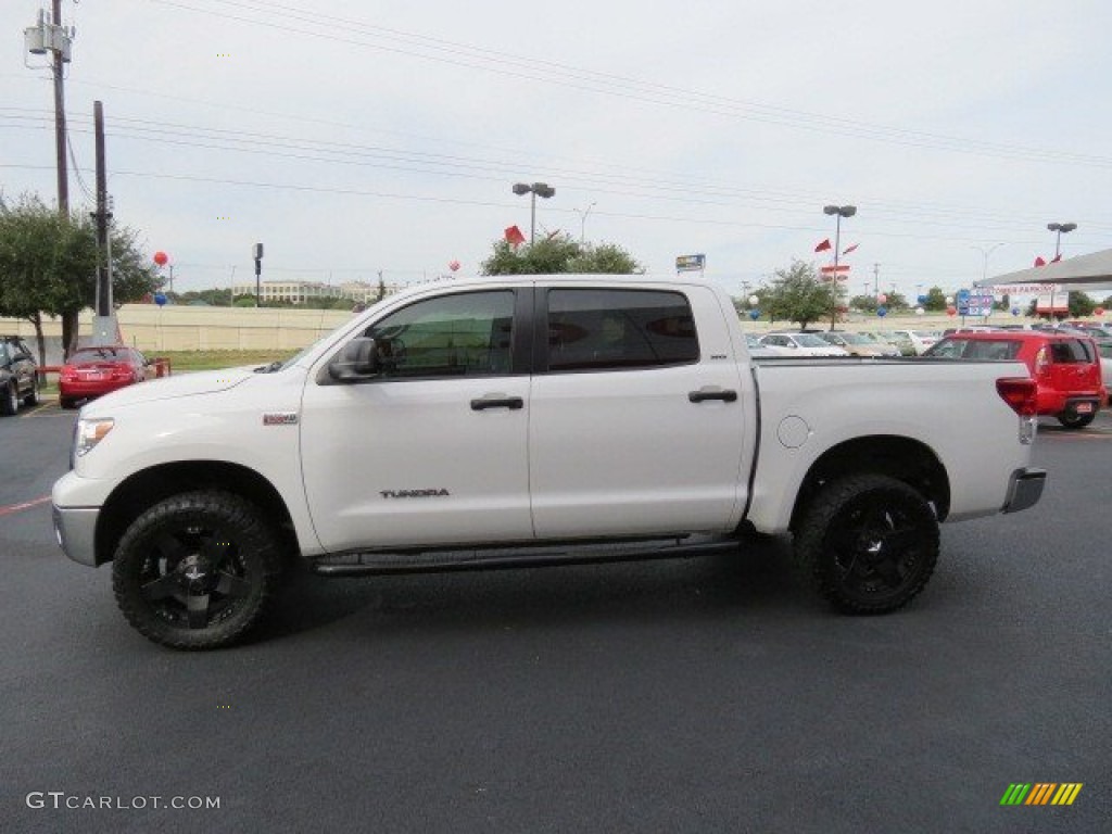 2011 Tundra SR5 CrewMax - Super White / Graphite Gray photo #4