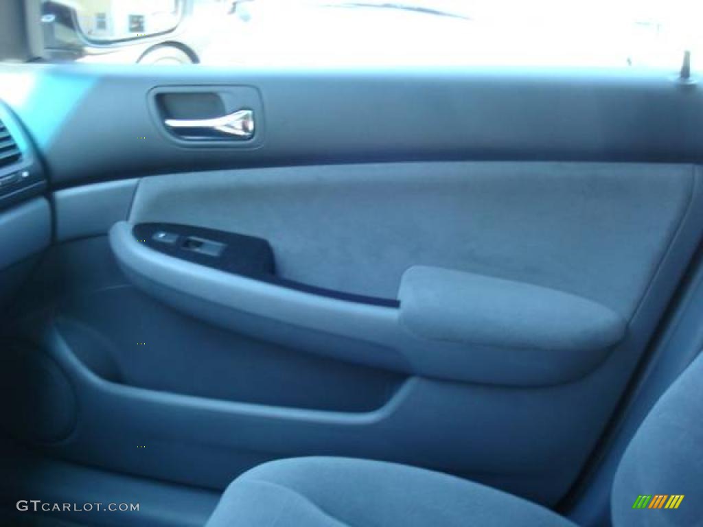 2006 Accord SE Sedan - Royal Blue Pearl / Gray photo #16