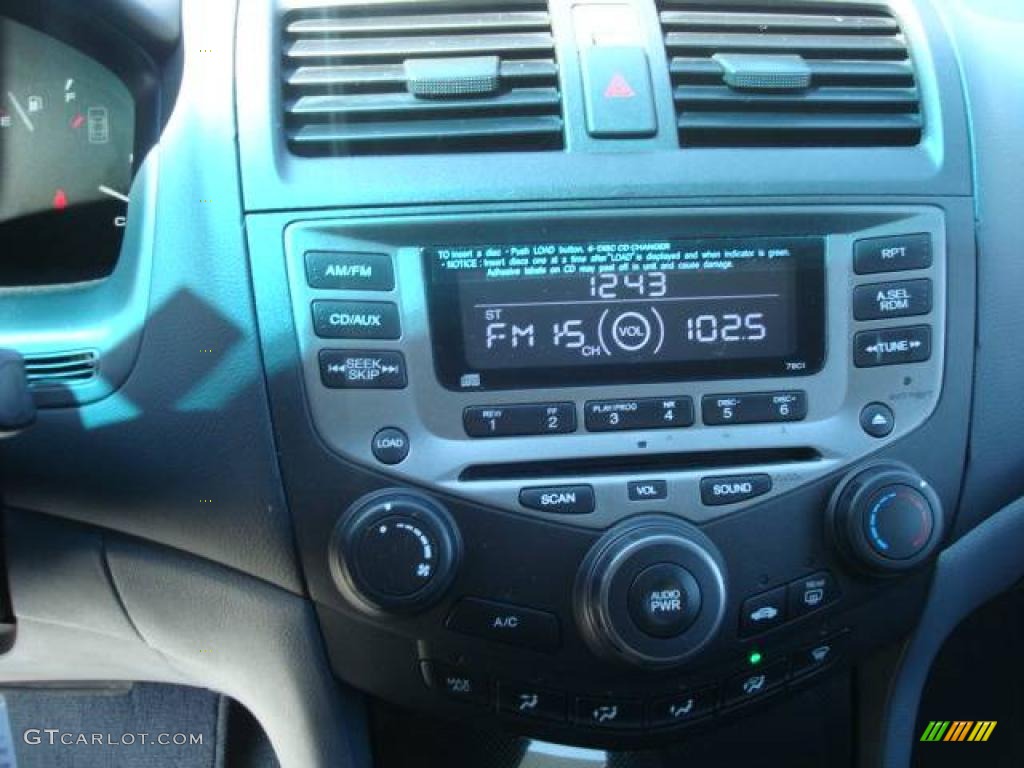 2006 Accord SE Sedan - Royal Blue Pearl / Gray photo #18