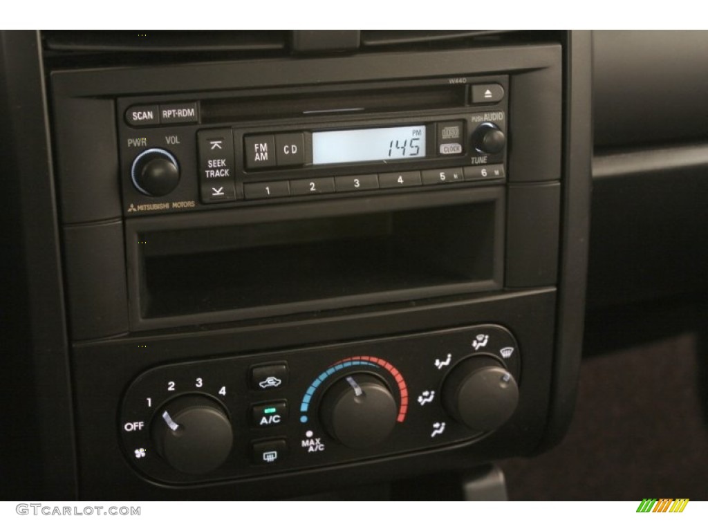 2008 Mitsubishi Galant DE Audio System Photo #72343962