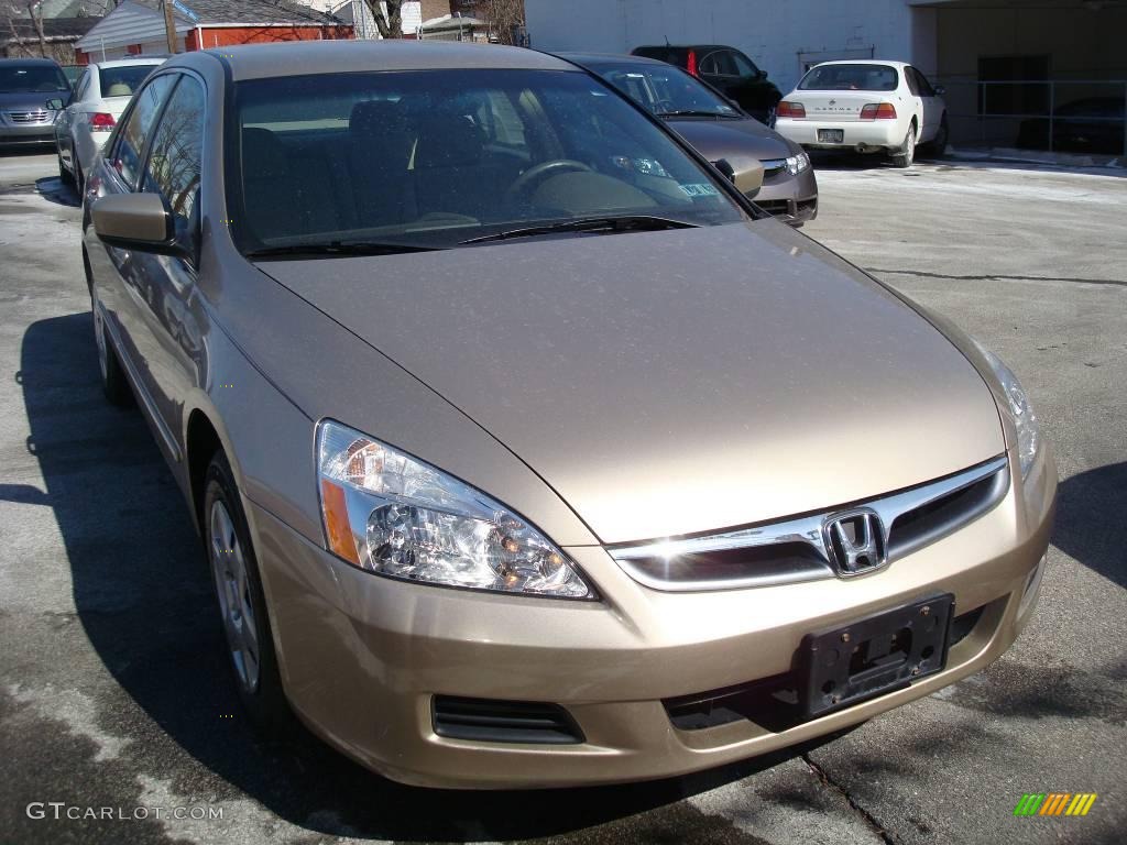 2006 Accord LX Sedan - Desert Mist Metallic / Ivory photo #8