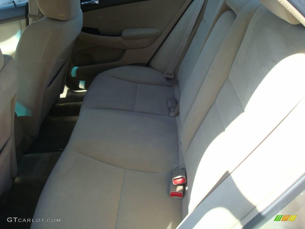 2006 Accord LX Sedan - Desert Mist Metallic / Ivory photo #11