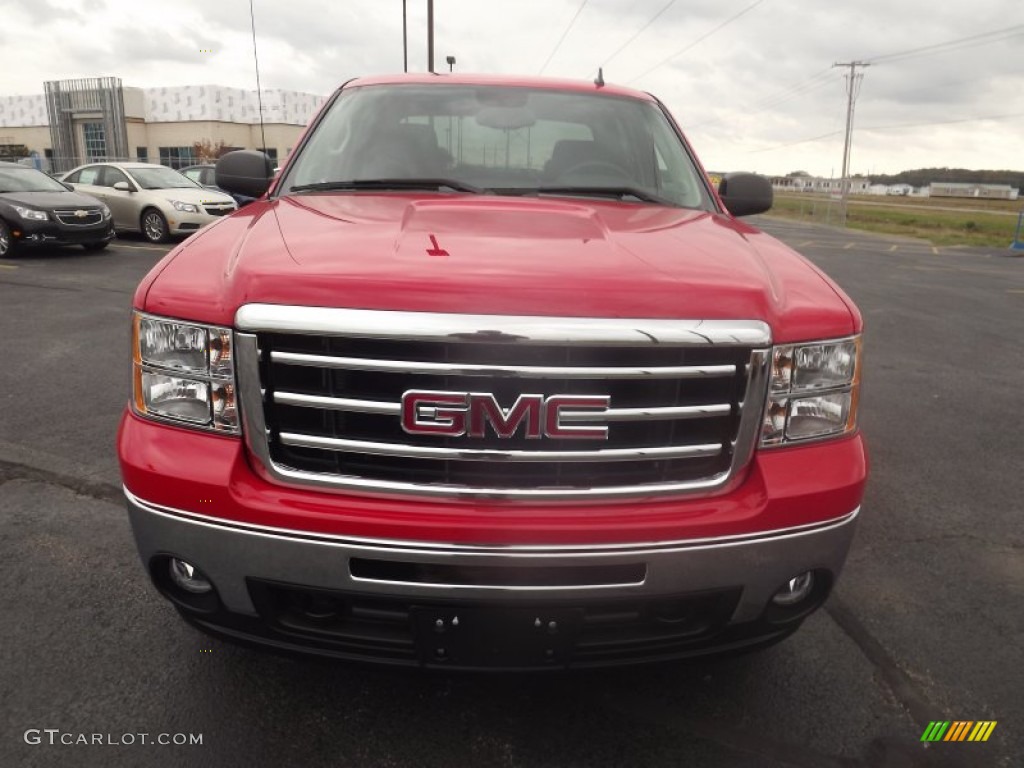2013 Sierra 1500 SLE Crew Cab 4x4 - Fire Red / Ebony photo #2