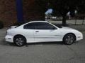 Arctic White - Sunfire SE Coupe Photo No. 2